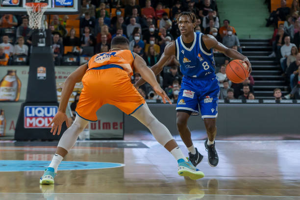 队增添了不 队增添了不